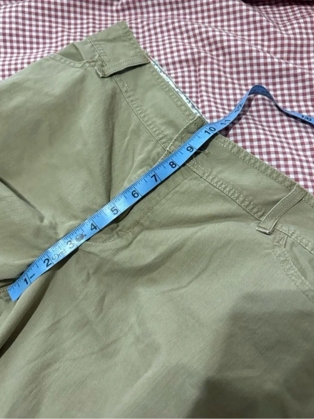 Y2K Khaki Capri Pants - Picture 6 of 7